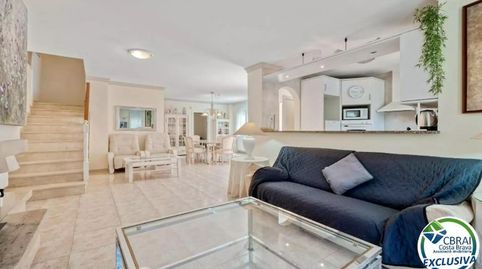 MAS NOU Amplia casa con 4 dormitorios, garaje privado,  jardín,  terrazas y relajante jacuzzi, imatge 4