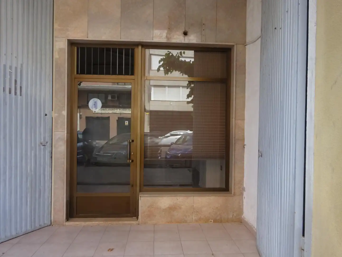 Local comercial en venda a Avenida Alemania-Italia