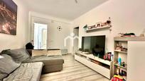 Living room of Flat for sale in Premià de Mar  with Heating, Terrace and Oven