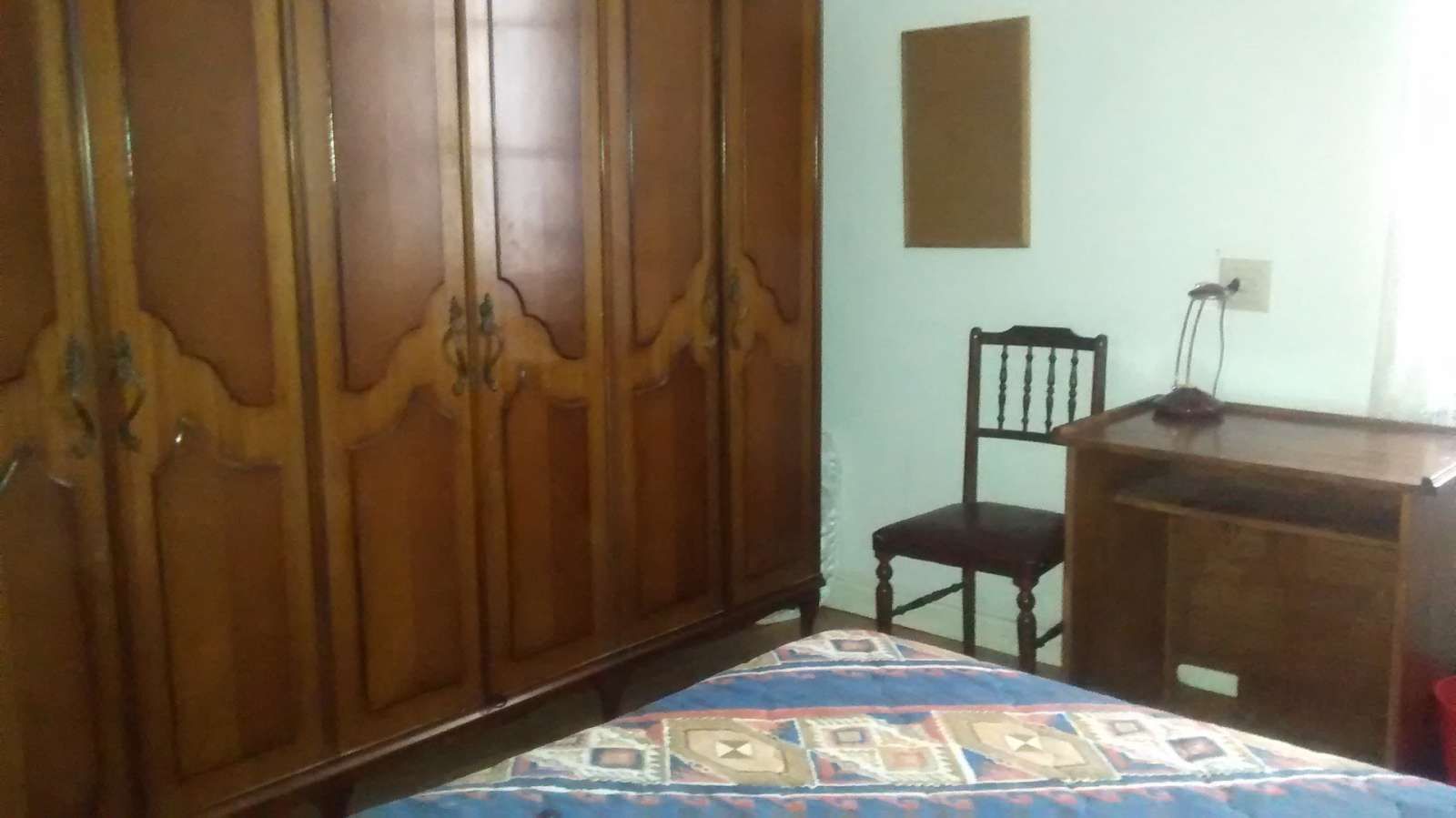 Bedroom of Flat to share in Oviedo   with Air Conditioner, Terrace and Furnished