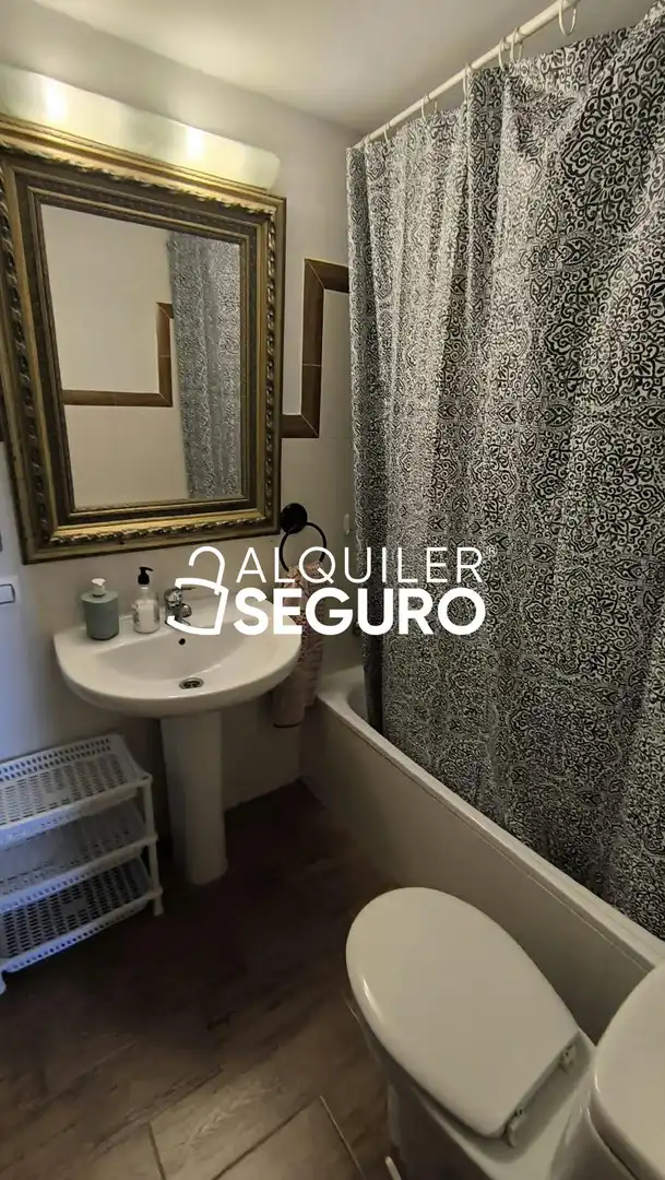 Flat with lift to rent in Sector triangulo, imagen 17