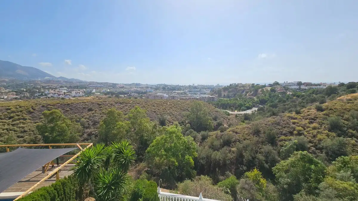 Vista exterior de Casa o chalet en venta en Mijas con Aire acondicionado, Calefacción y Jardín privado