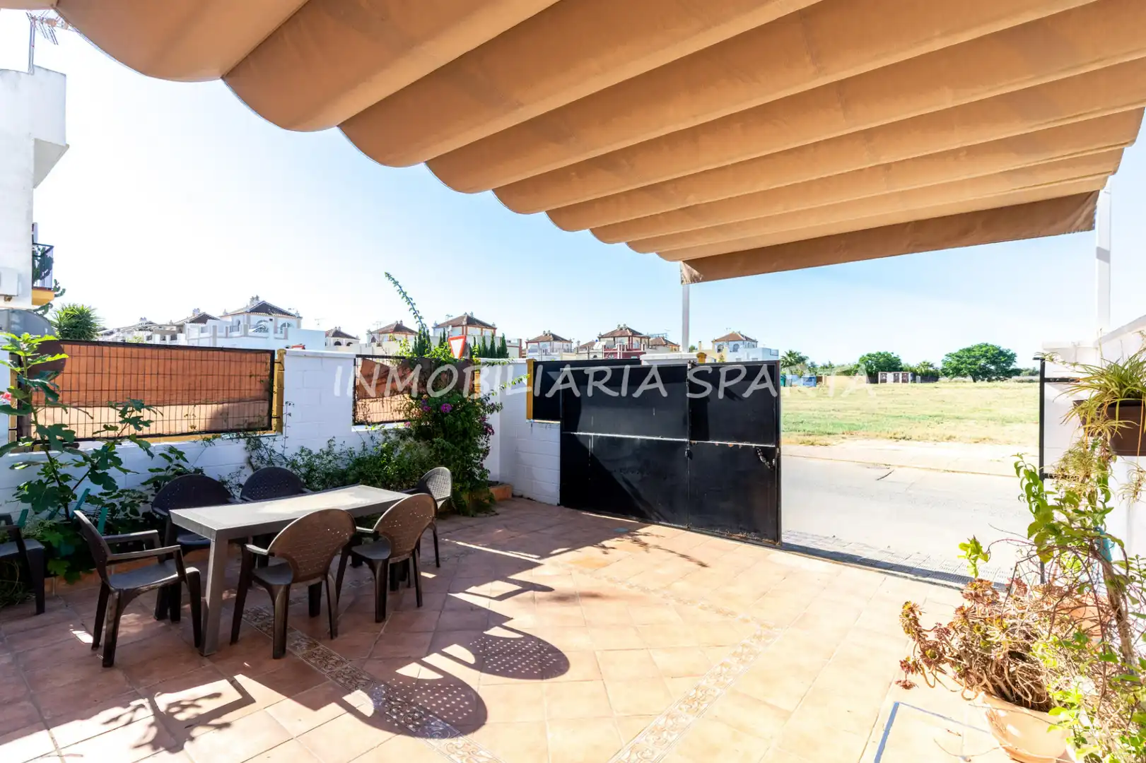 Terrace of Detached homes for sale in Benacazón  with Air Conditioner, Heating and Oven