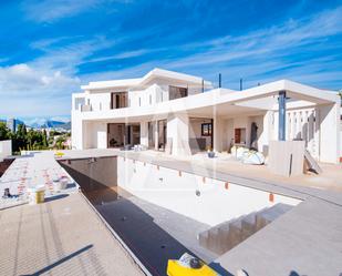 Vista exterior de Casa o xalet en venda en Calpe / Calp amb Aire condicionat, Calefacció i Jardí privat