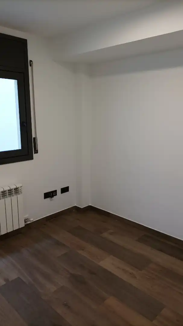 Piso en venta en Figueres con Calefacción y Balcón