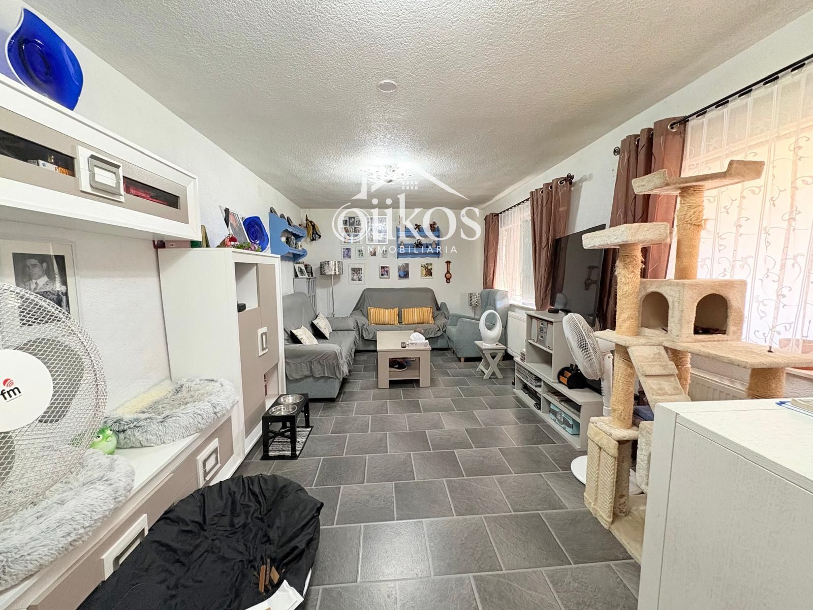 Sala d'estar de Casa o xalet en venda en Pelabravo amb Calefacció