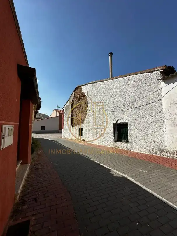 Exterior view of Houses for sale in Alaejos  with Private garden and Balcony