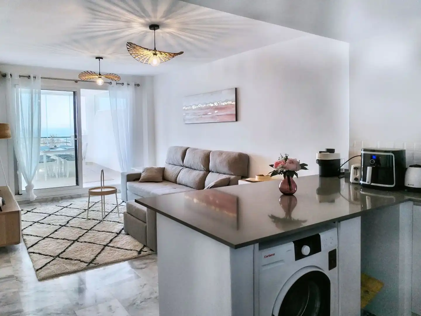 Sala de estar de Dúplex en venta en Casares con Aire acondicionado, Terraza y Amueblado