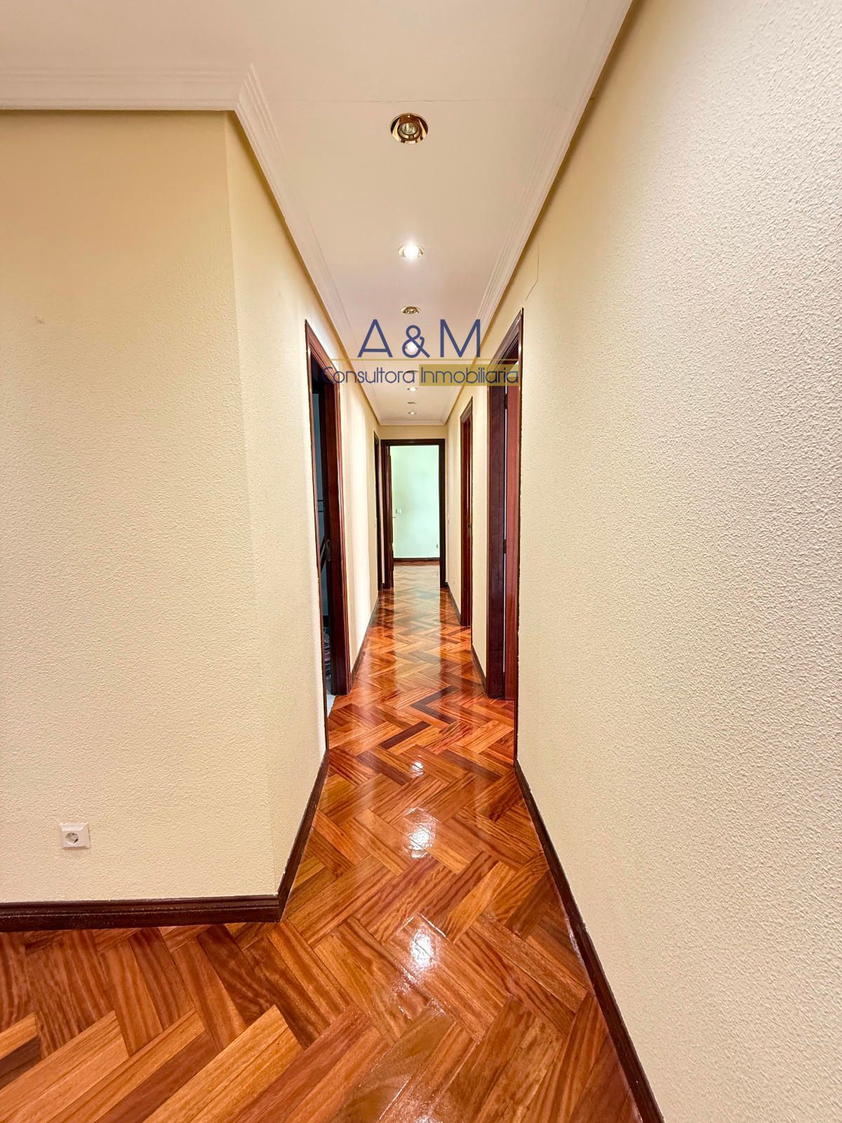 Pis de lloguer a Manuel Azaña, Parquesol