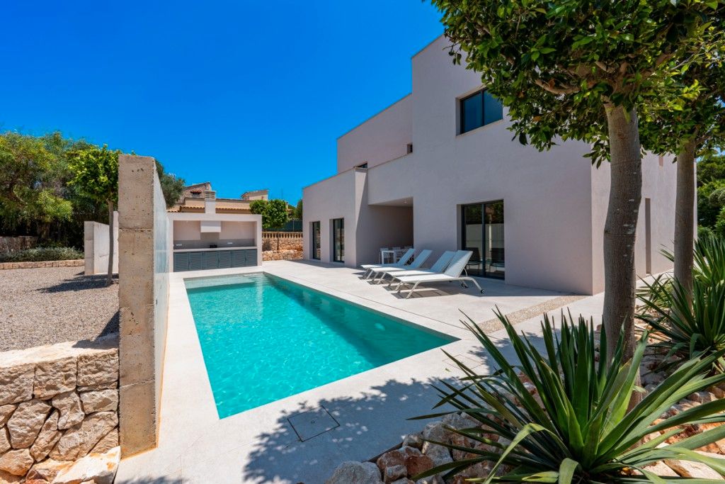 Vista exterior de Casa o xalet en venda en Santanyí amb Aire condicionat, Calefacció i Jardí privat