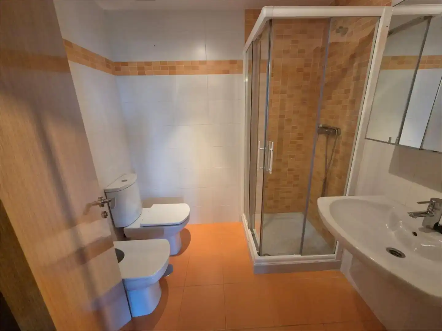 Baño de Piso en venta en Foz con Trastero, Piscina y Amueblado
