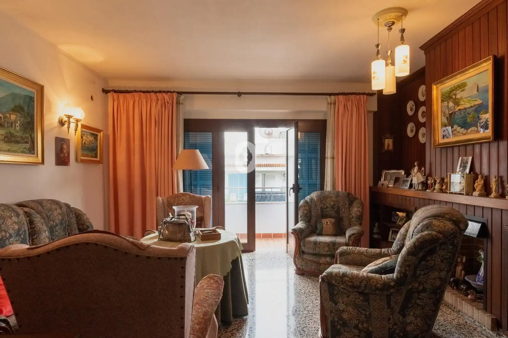 Sala d'estar de Edifici en venda en Pollença