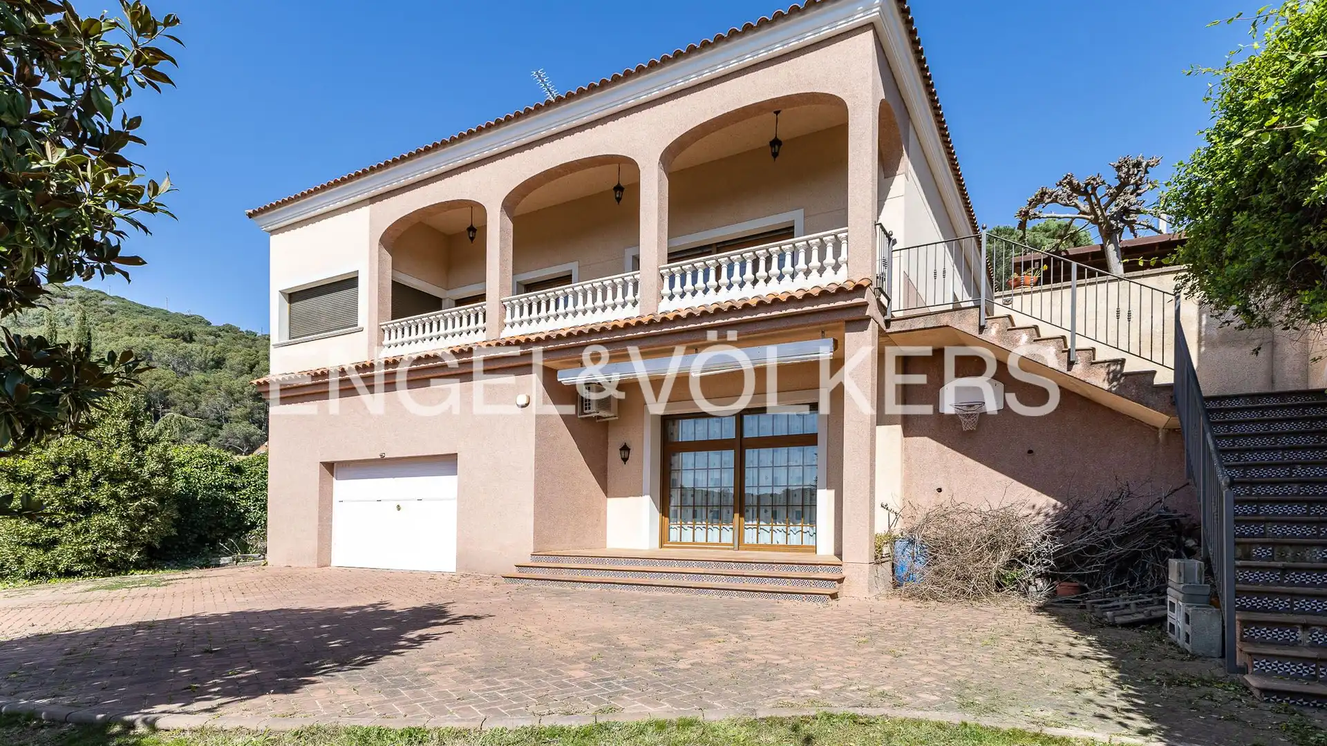 Vista exterior de Casa o chalet en venta en Vilanova del Vallès con Aire acondicionado, Calefacción y Jardín privado