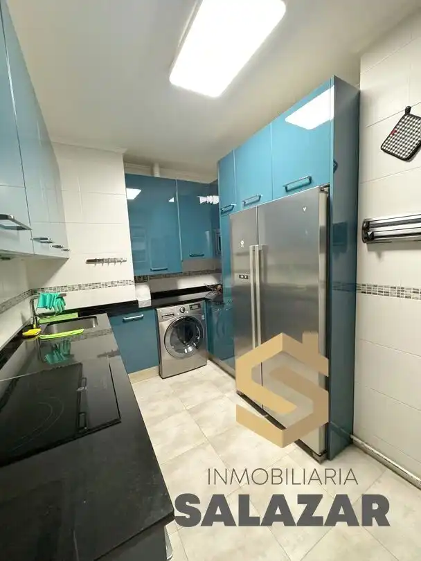 Kitchen of Flat for sale in Bilbao   with Air Conditioner, Heating and Storage room