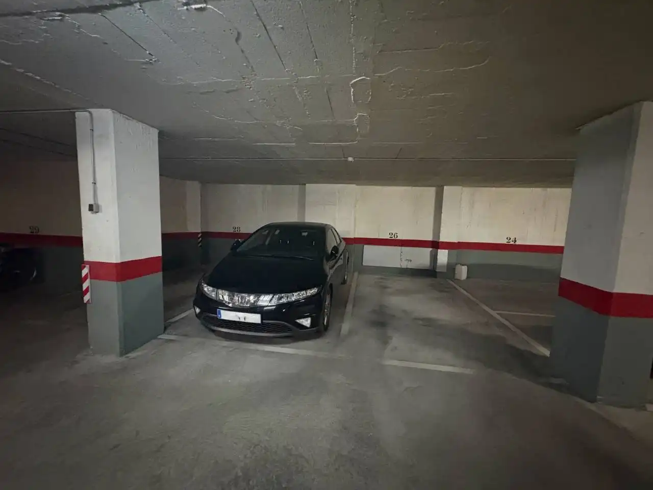 Parking de Piso en venta en Alicante / Alacant con Aire acondicionado, Trastero y Balcón
