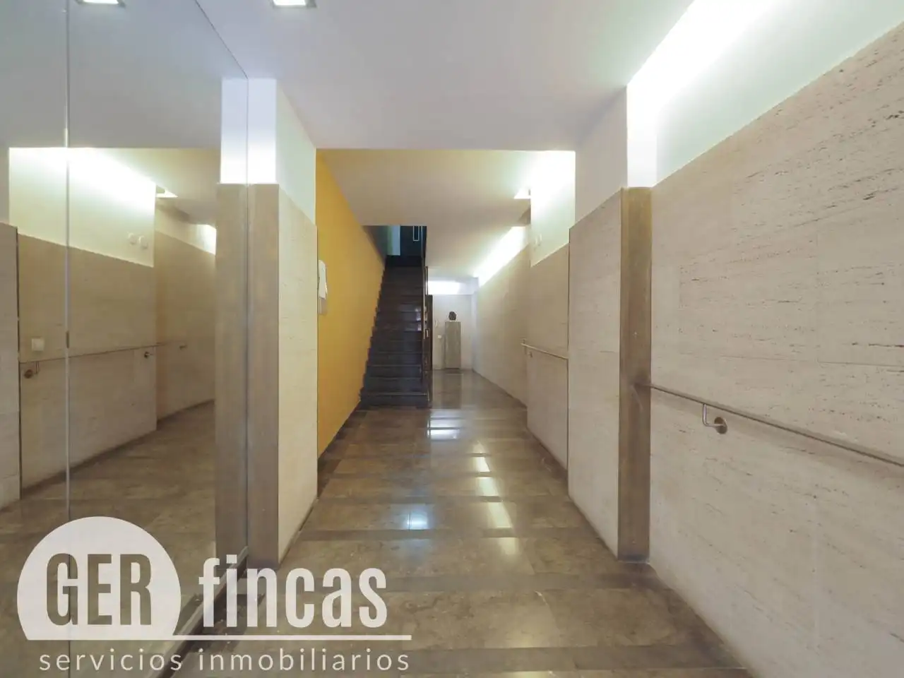 Flat with terrace for sale in Calle Nicolau Talló, imagen 35