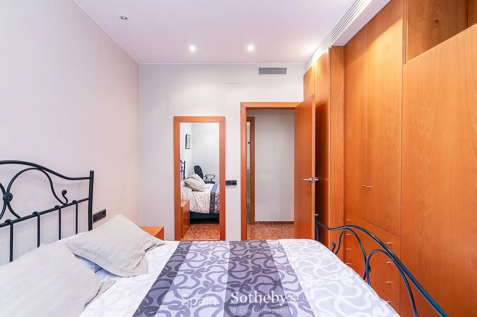 Bedroom of Houses for sale in Sant Pere de Ribes  with Air Conditioner, Heating and Private garden