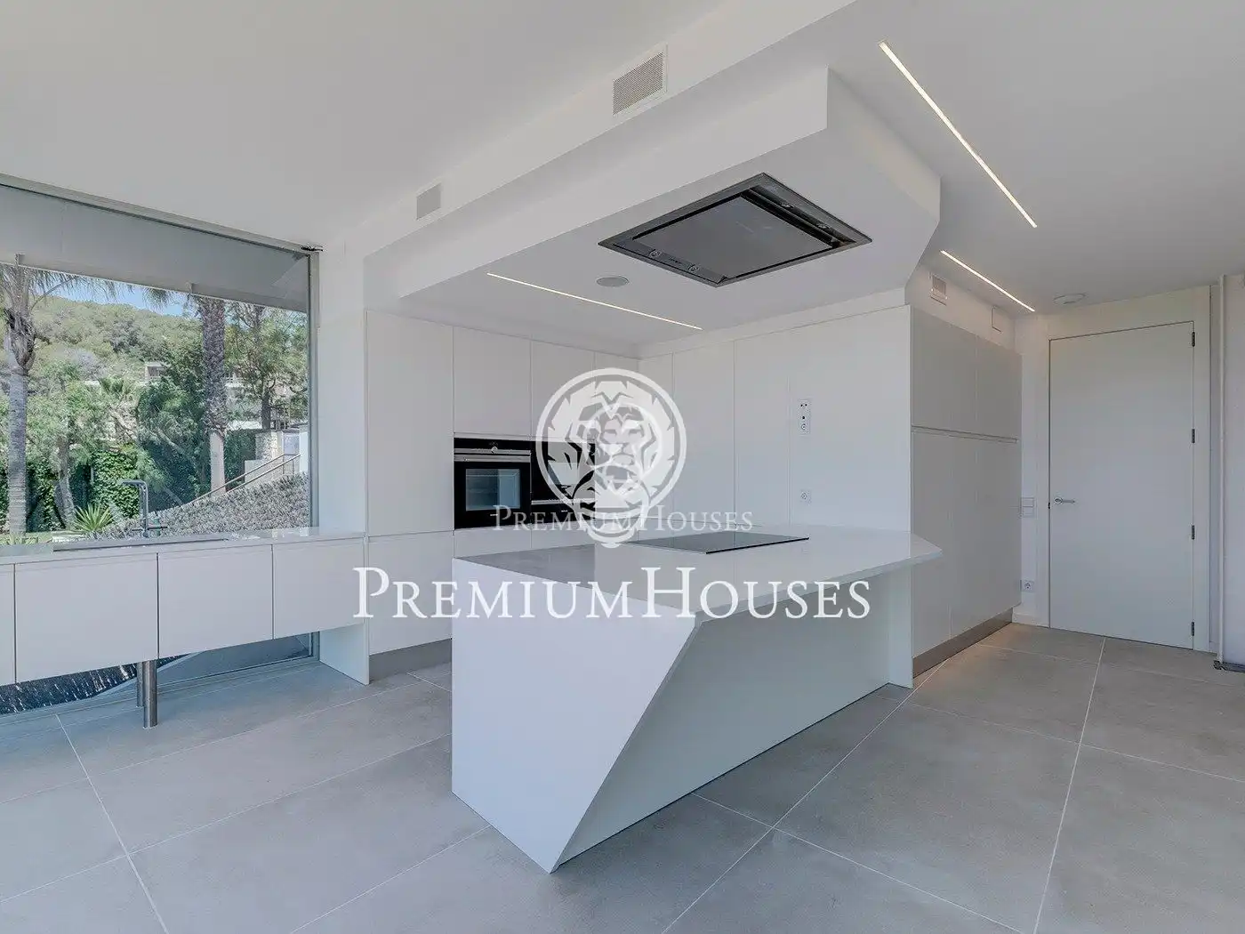 Casa con piscina en venta en del Camí del Miralpeix, imagen 13