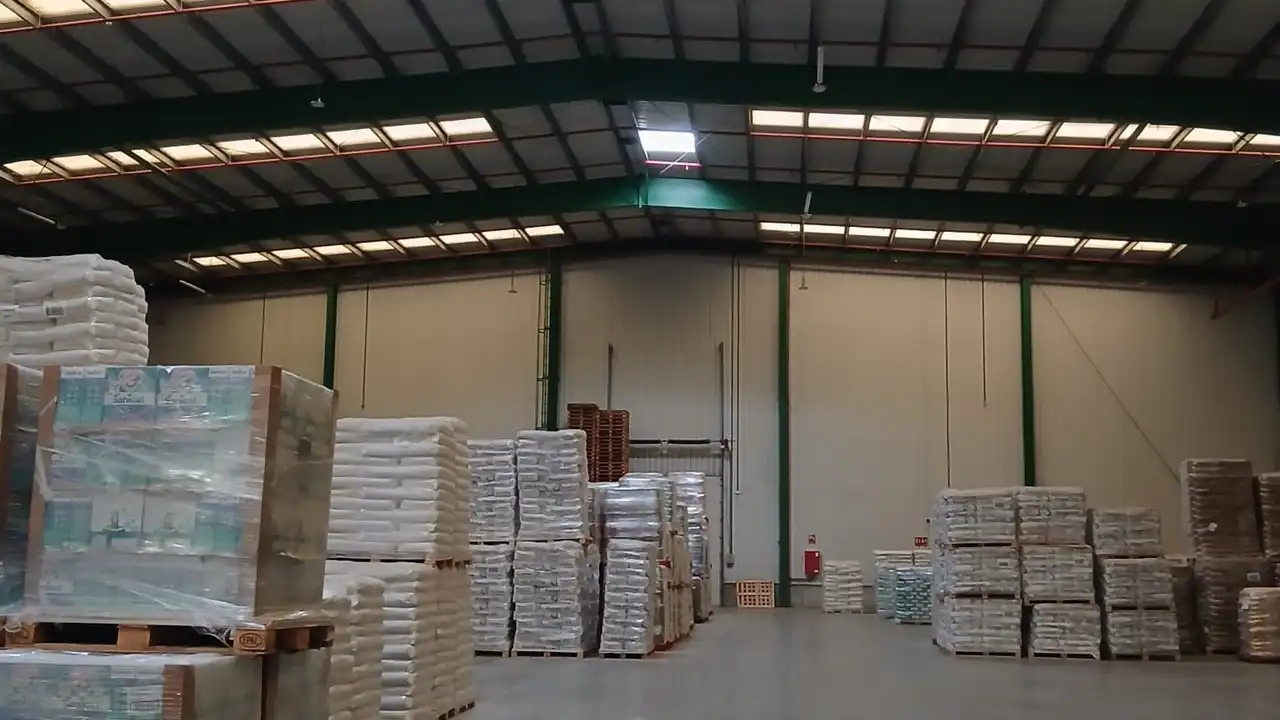 Fabrikhallen zur Miete in Azuqueca de Henares