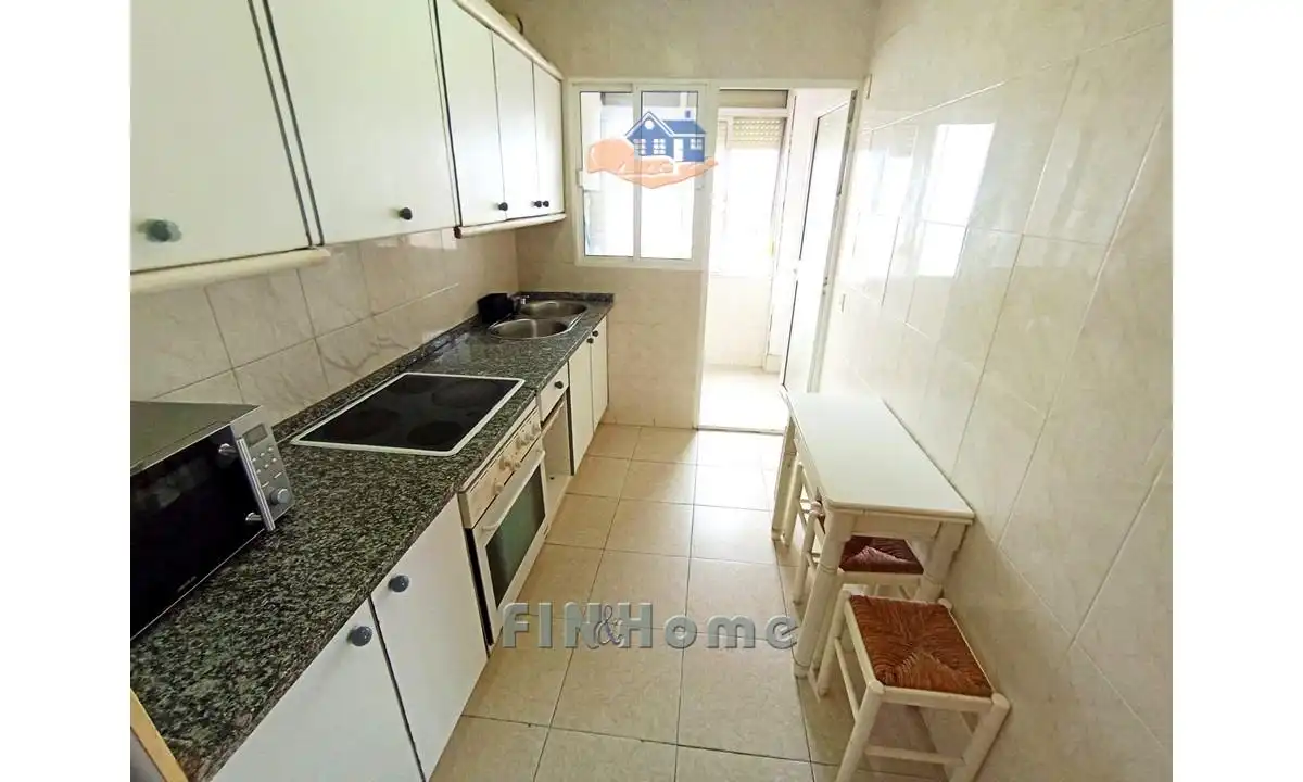 Kitchen of Flat for sale in Sevilla  with Air Conditioner, Heating and Terrace