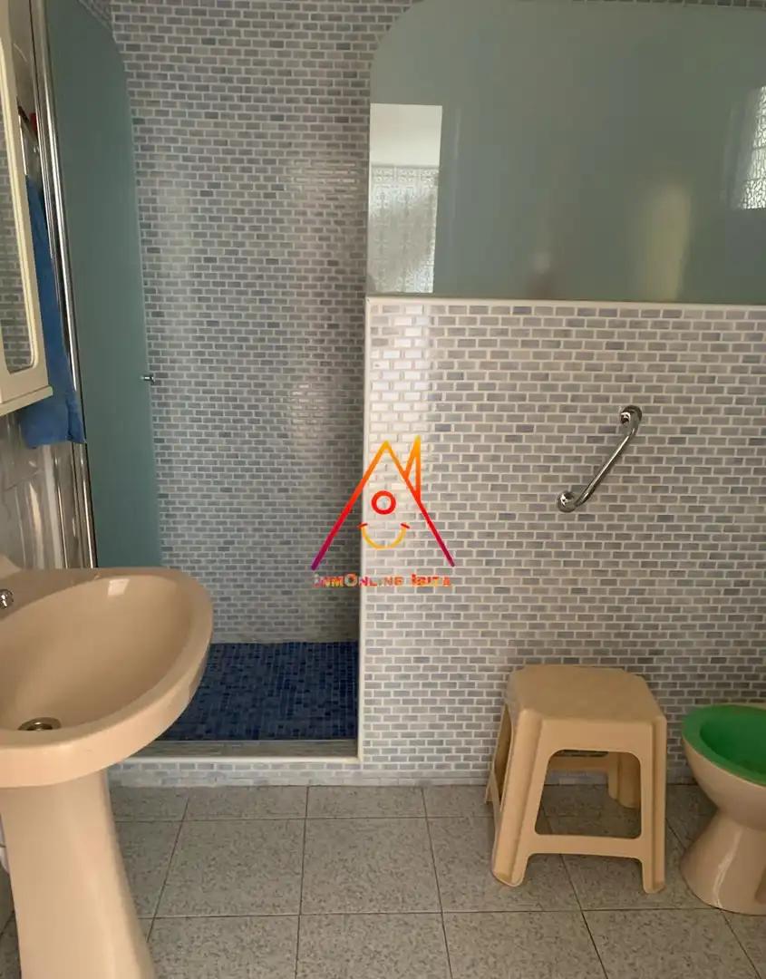 Baño de Finca rústica en venta en Crevillent con Jardín privado, Terraza y Piscina