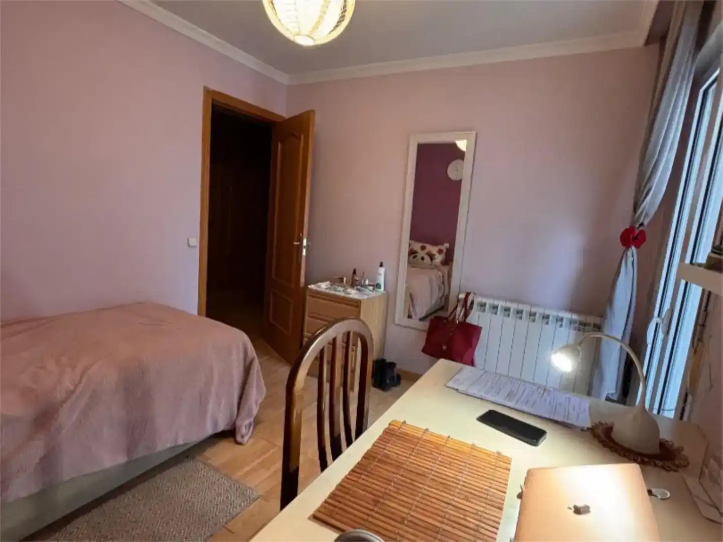 Bedroom of Flat for share in Coslada  with Parquet flooring, Swimming Pool and Furnished