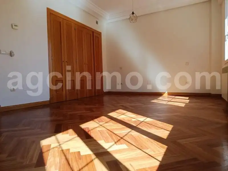 Habitación de Casa o chalet en venta en Simancas, Valladolid