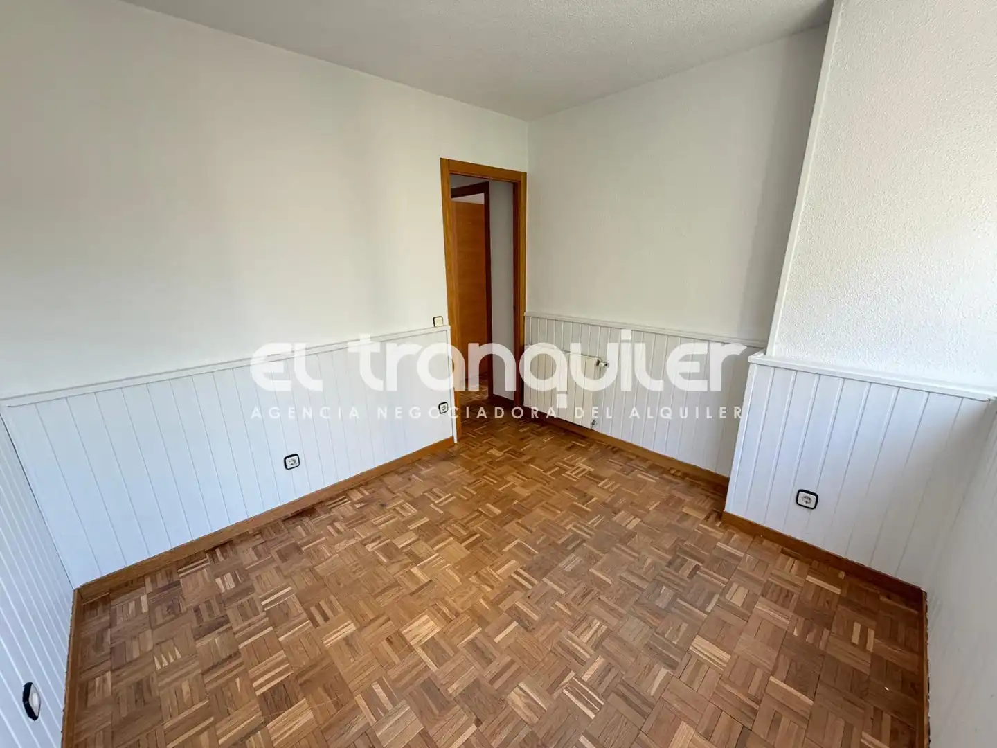 Habitación de Piso de alquiler en San Martín de la Vega con Parquet, Terraza y Piscina