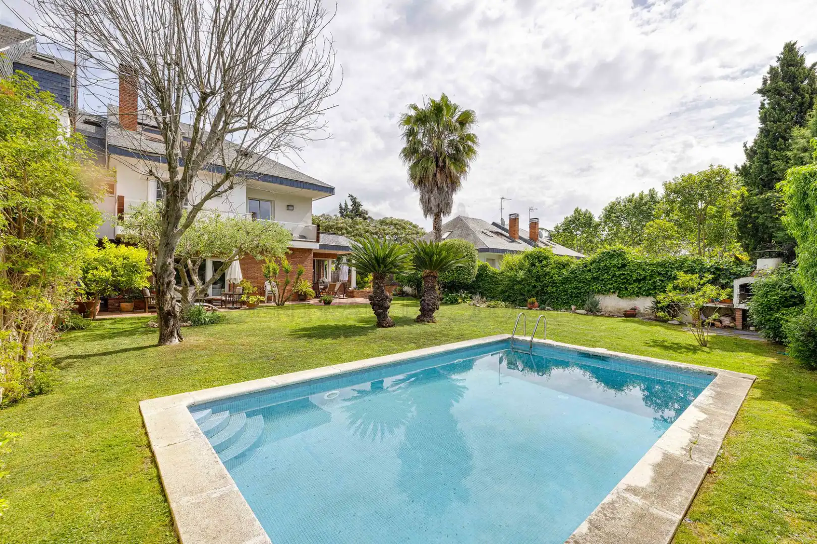 Jardí de Casa o xalet en venda en Sant Cugat del Vallès amb Calefacció, Jardí privat i Parquet