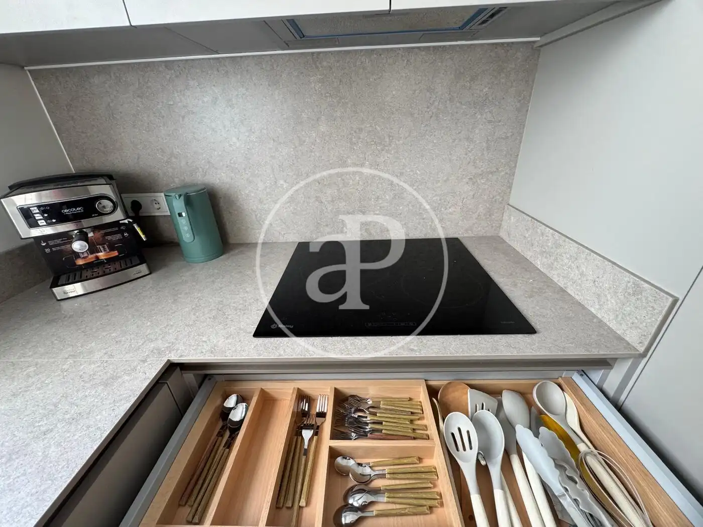Kitchen of Flat for rent in Valencia  with Air Conditioner, Heating and Furnished