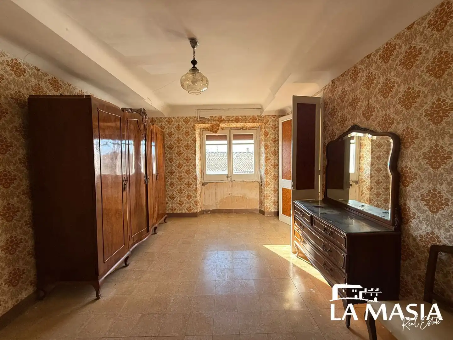 Dormitori de Finca rústica en venda en Olèrdola amb Jardí privat i Traster