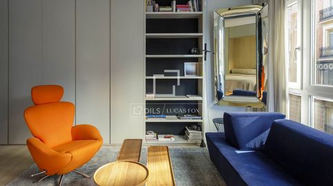 Piso exterior de 1 dormitorio en venta en Jerónimos, a pocos pasos del Retiro, Madrid, image 5