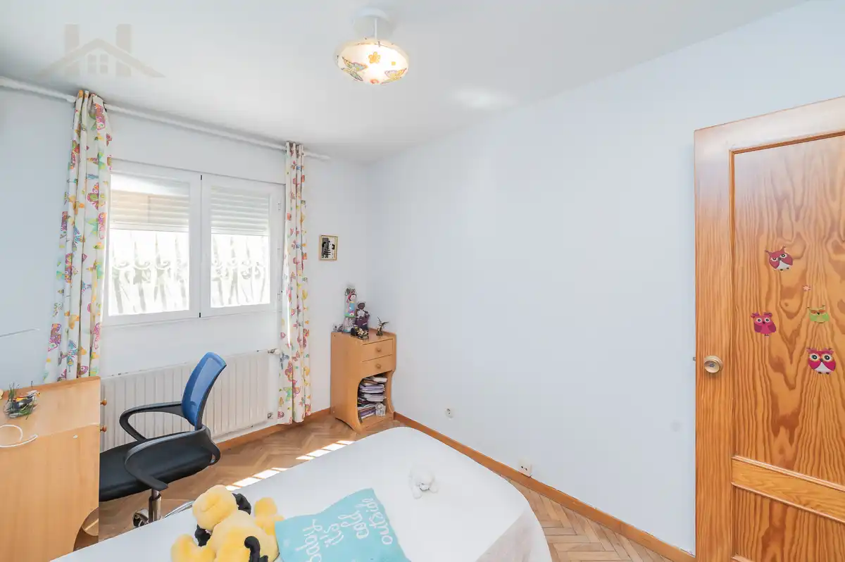 Bedroom of Houses for sale in Arroyomolinos (Madrid)  with Air Conditioner, Heating and Private garden
