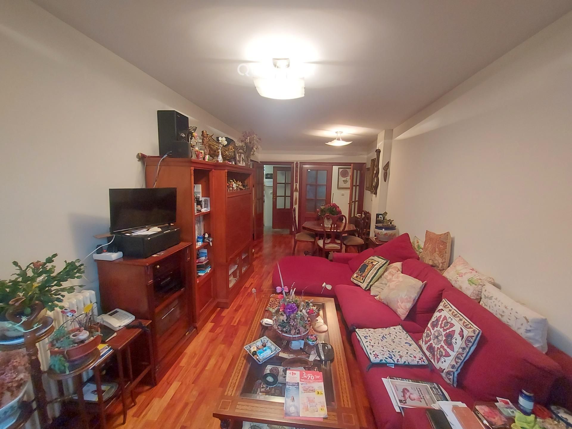 Living room of Flat for sale in Bilbao   with Terrace, Storage room and Balcony