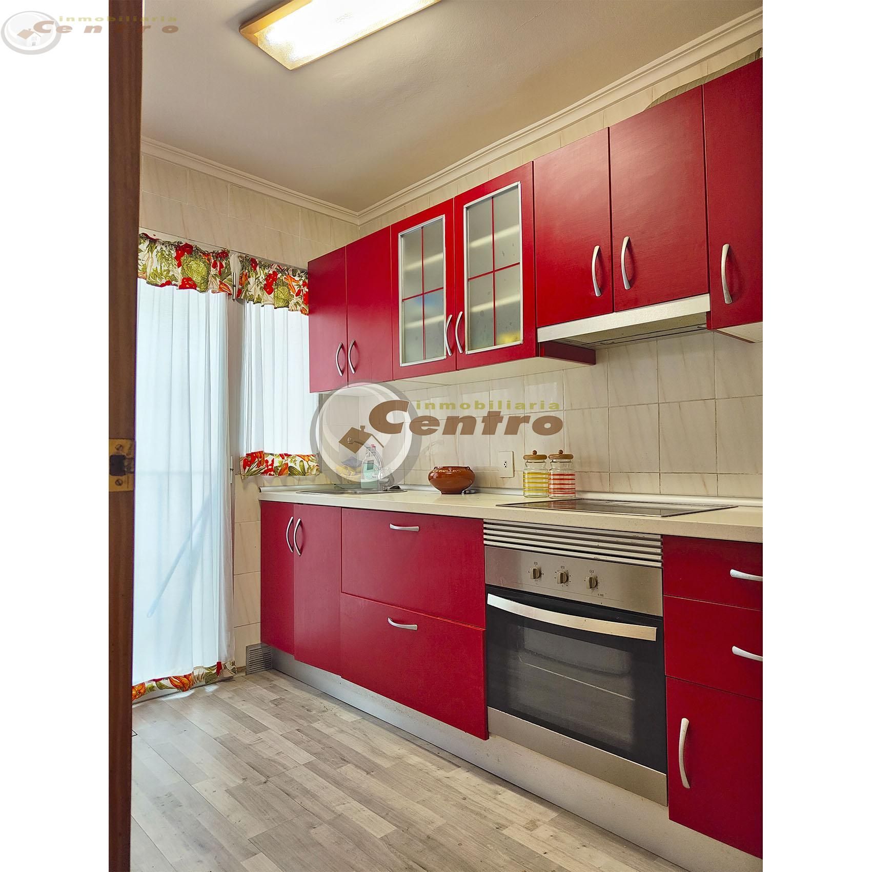 Kitchen of Flat for sale in  Albacete Capital  with Heating and Storage room