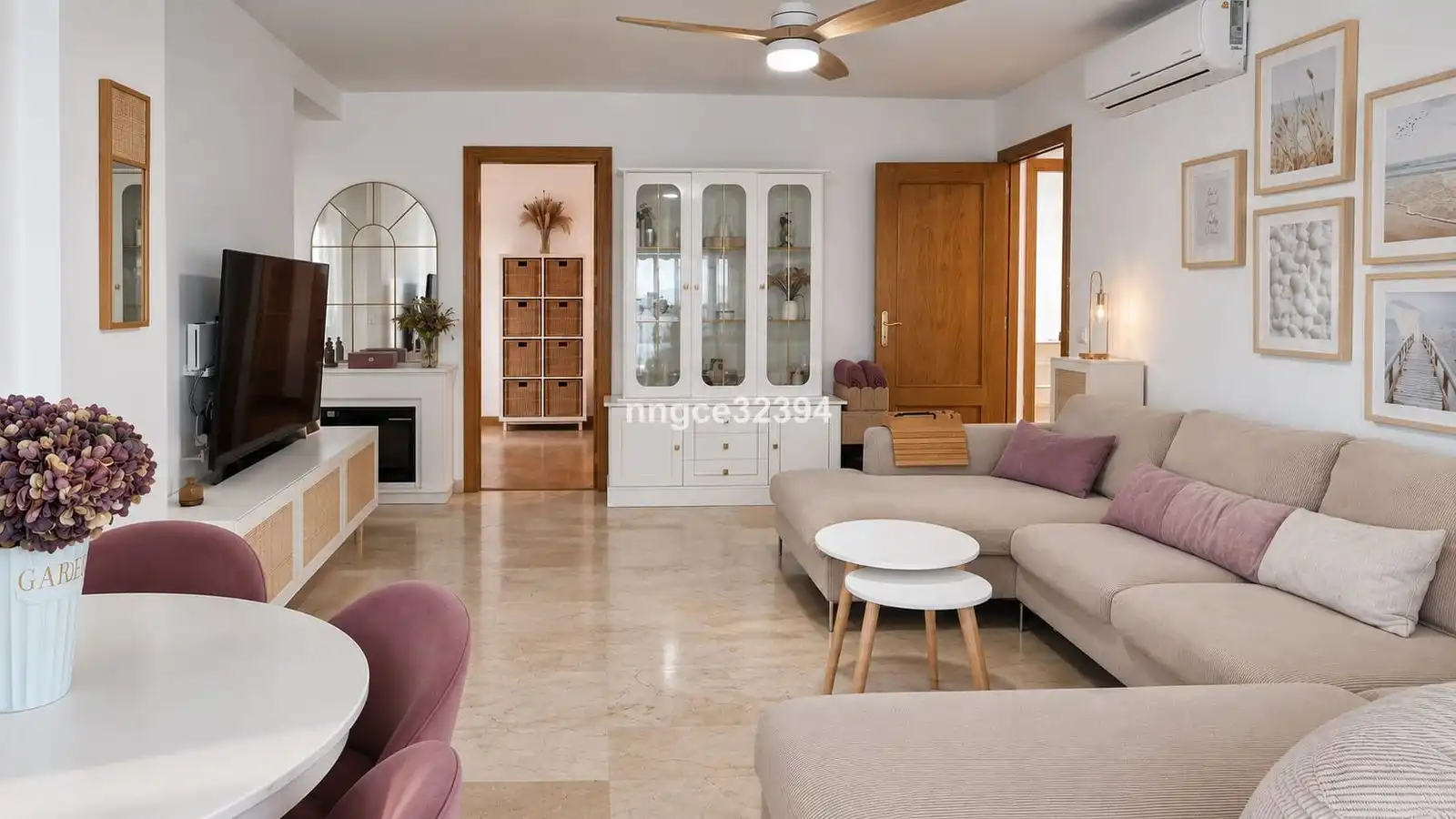 Apartament amb piscina en venda a Benahavís pueblo, imagen 2