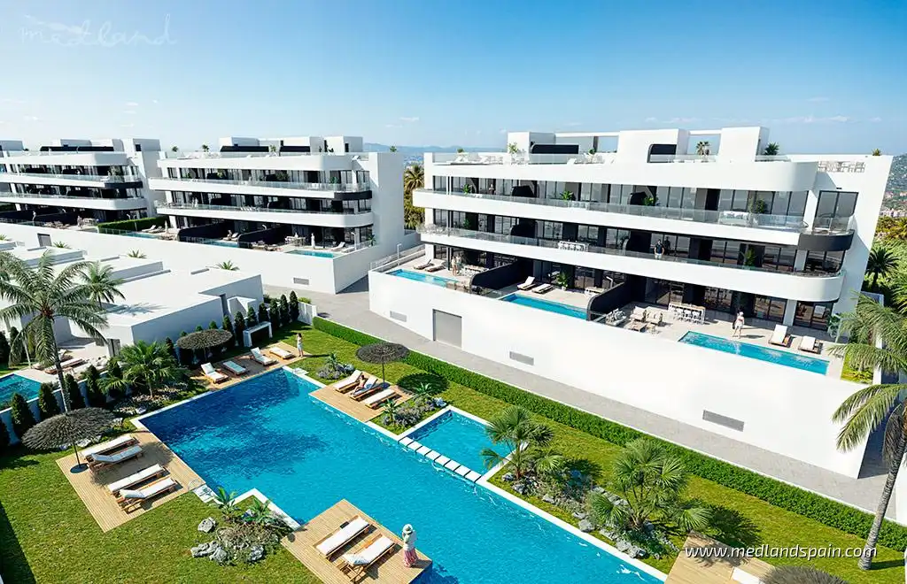 Apartamento con piscina en venta en Las Lomas de Rame - Bahía Bella