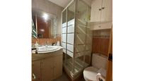Badezimmer von Wohnung zum verkauf in Vila-seca mit Klimaanlage und Balkon