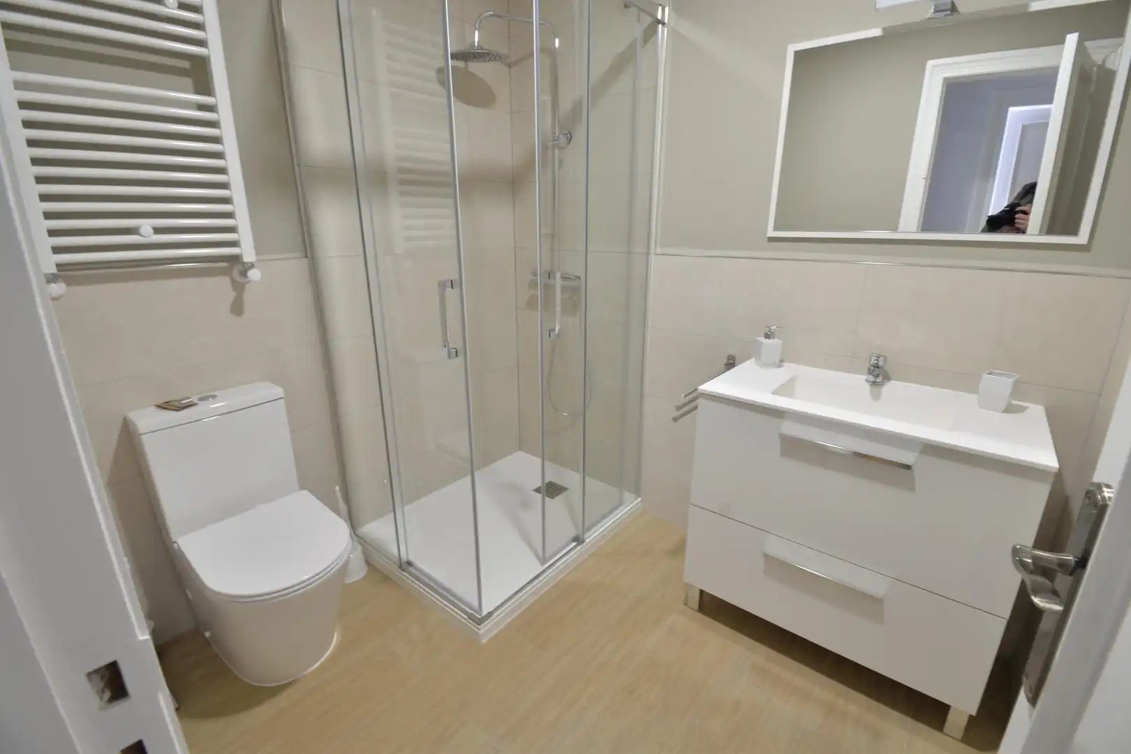 Bathroom of Houses for rent in Oviedo   with Terrace and Storage room
