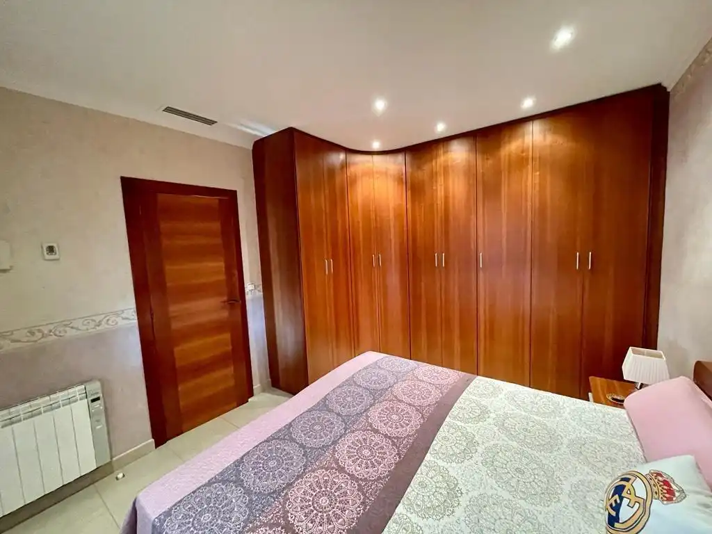 Dormitori de Casa o xalet en venda en Albatera amb Aire condicionat, Calefacció i Jardí privat
