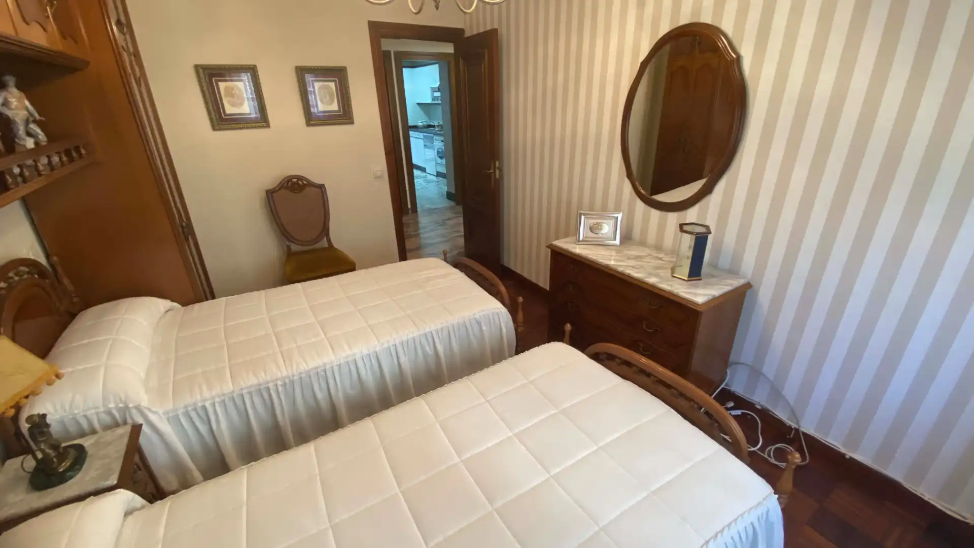 Bedroom of Flat for sale in San Martín del Rey Aurelio  with Heating, Parquet flooring and Terrace