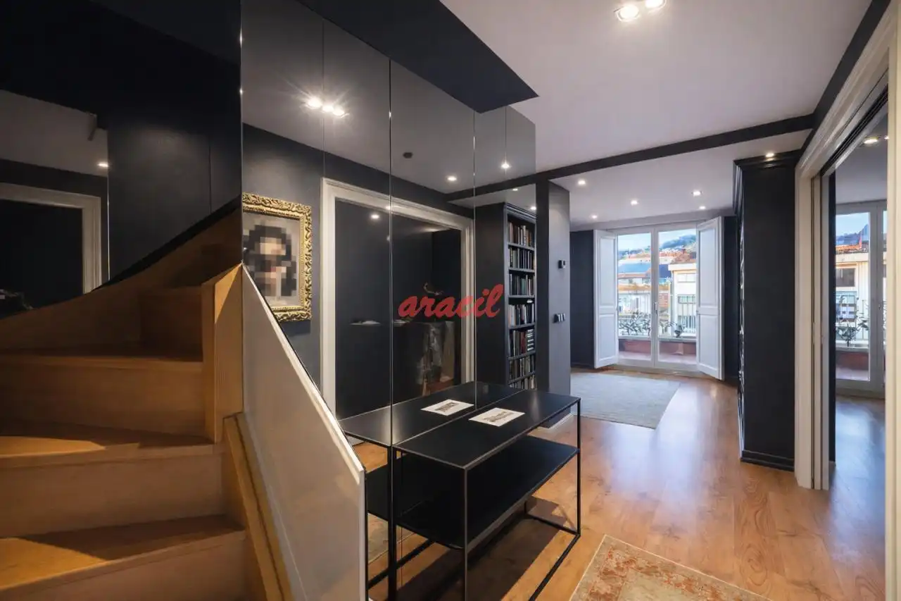 Dúplex en venta en Ourense Capital  con Aire acondicionado, Calefacción y Terraza