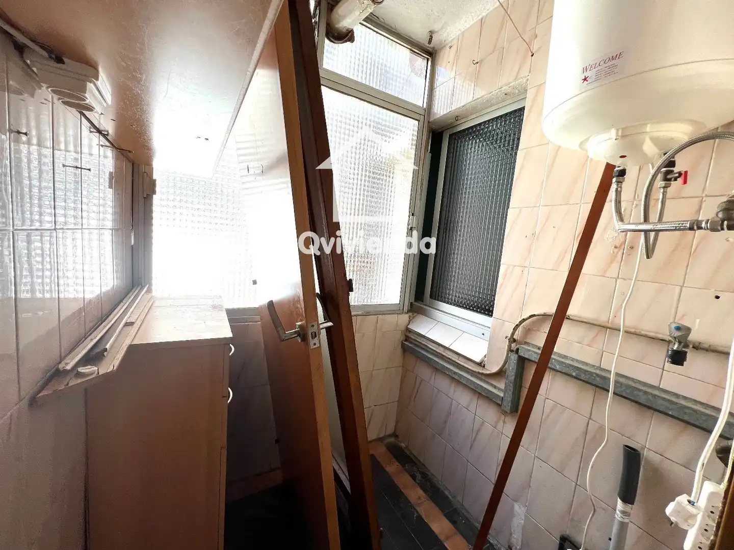 Baño de Ático en venta en Barberà del Vallès con Calefacción y Terraza