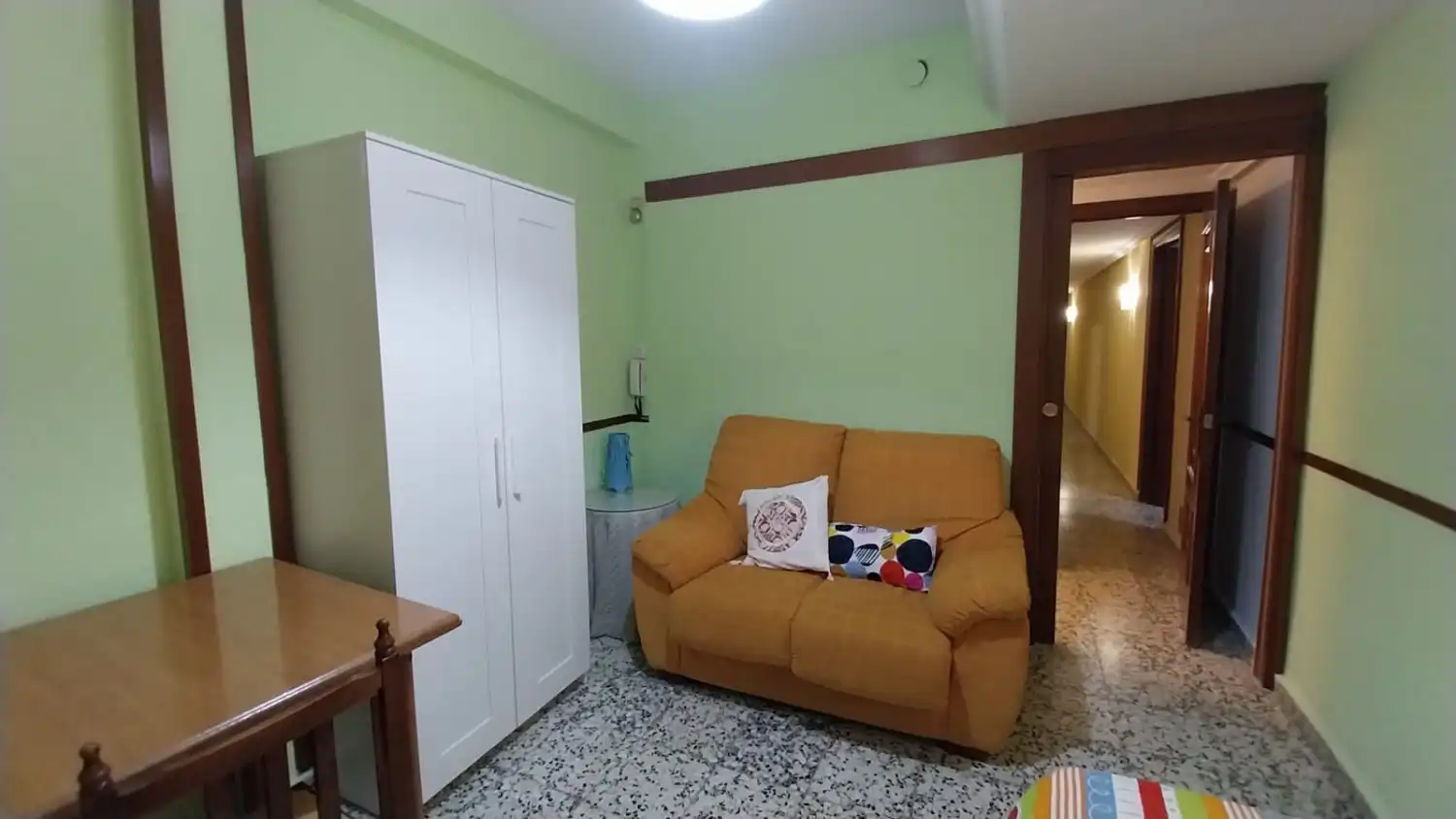 Wohnzimmer von Wohnung zur Miete in Jaén mit Möbliert