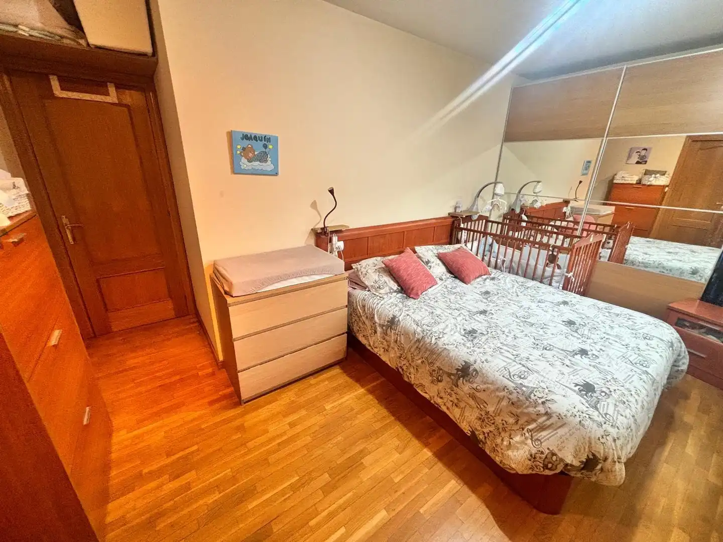 Habitación de Piso en venta en Oviedo  con Calefacción, Parquet y Trastero