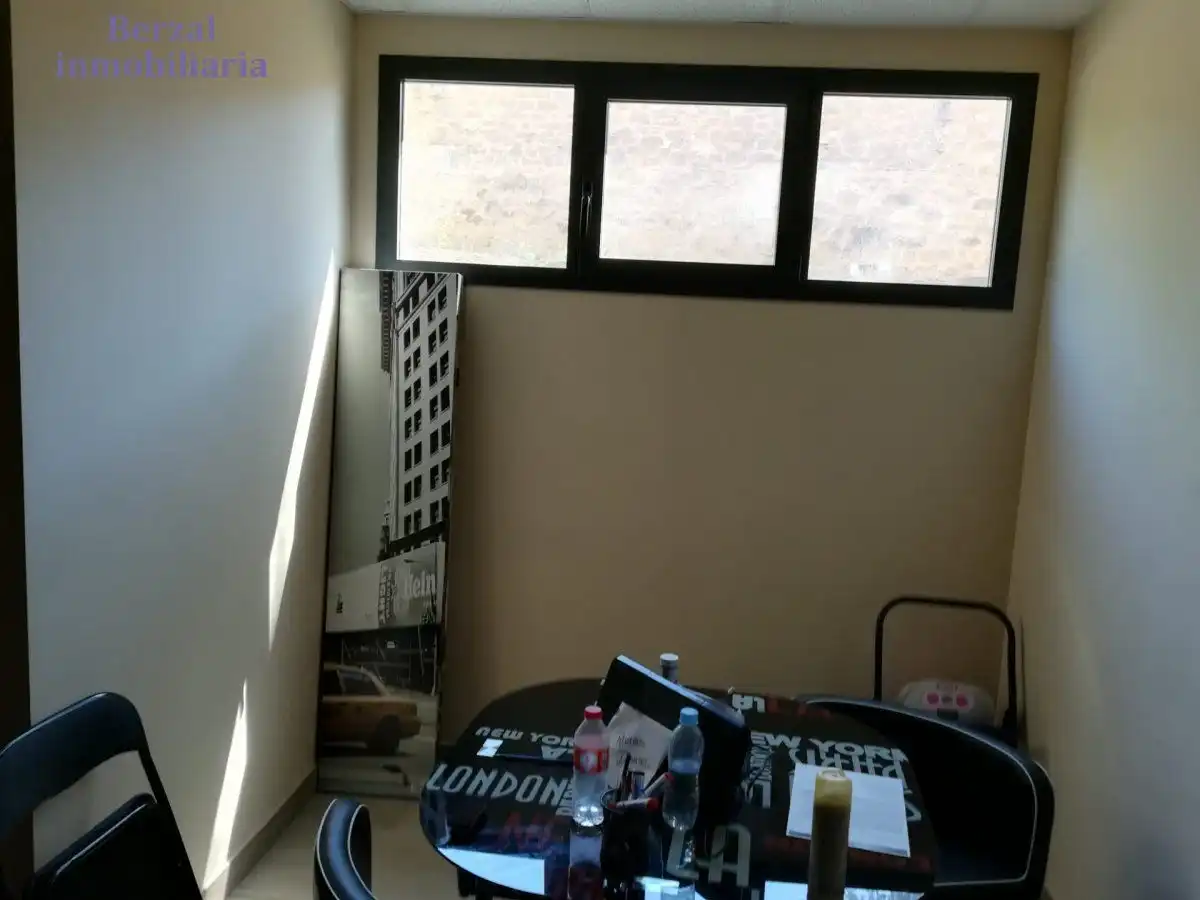 Office for rent in Oyón-Oion  with Heating and Furnished