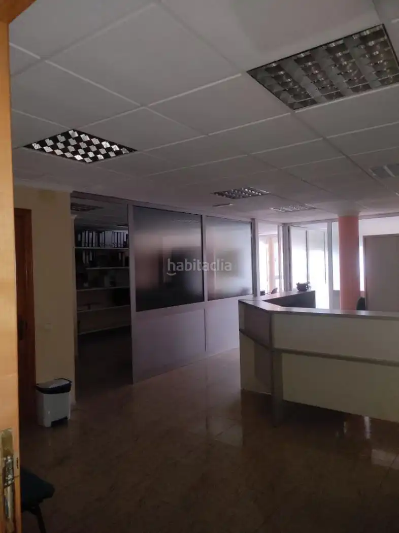 Büro zur Miete in Plaça de l'Alcalde Cid i Cid 3, imagen 3