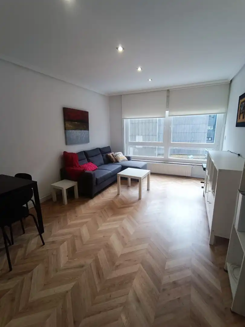 Apartamento de alquiler en Cuatro Caminos - Plaza de la Cubela