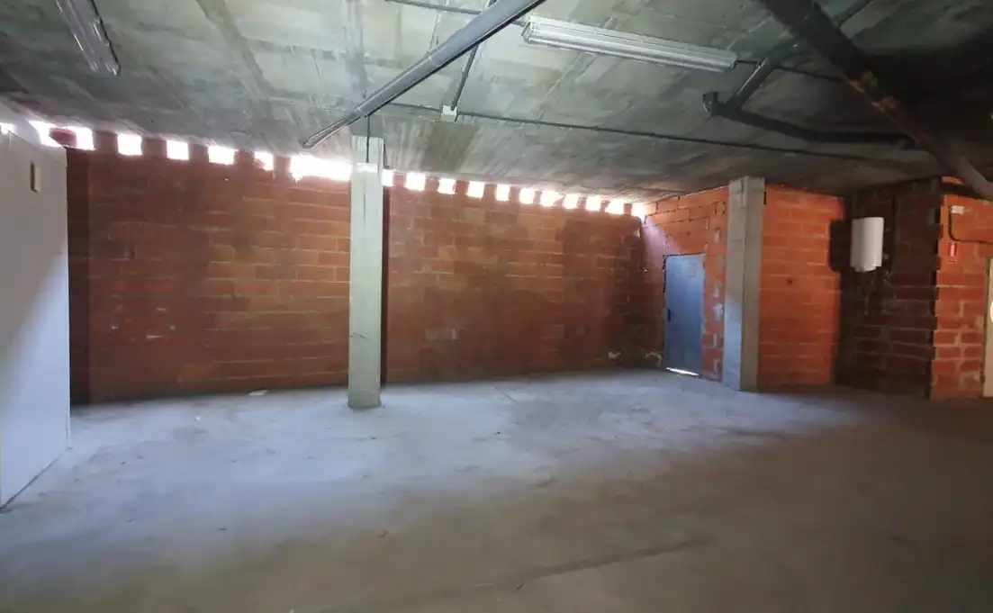 Local comercial en venta en Carrer la Farella, imagen 8