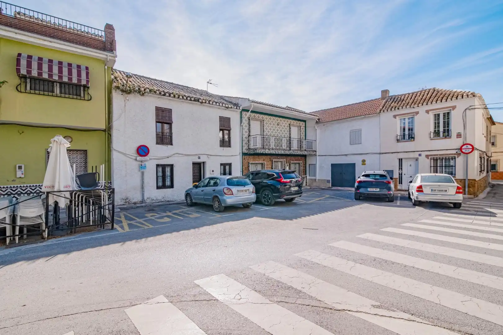 Vista exterior de Casa o chalet en venta en Cúllar Vega con Calefacción y Balcón